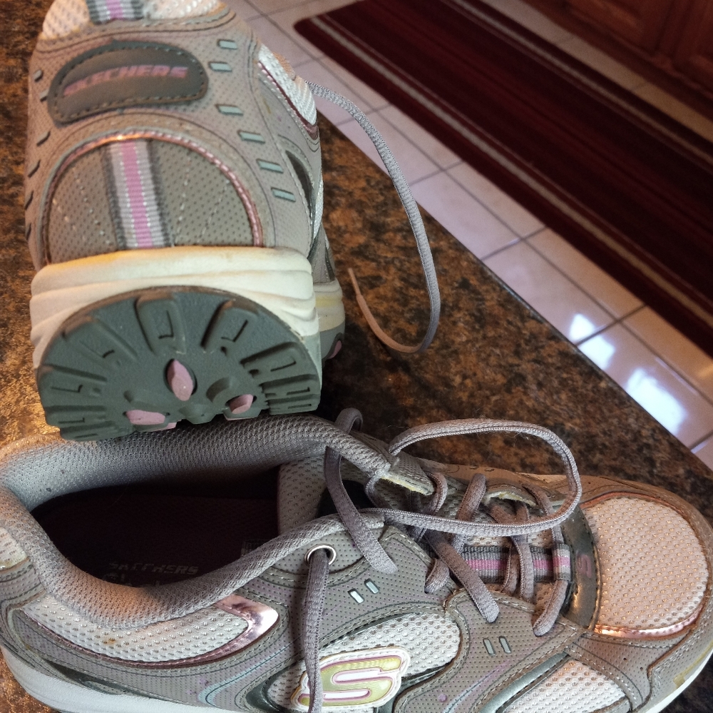 Sketchers walking sneakers size 8